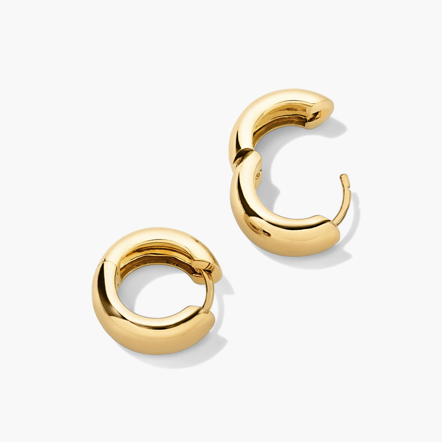 Chunky Medium Hoops