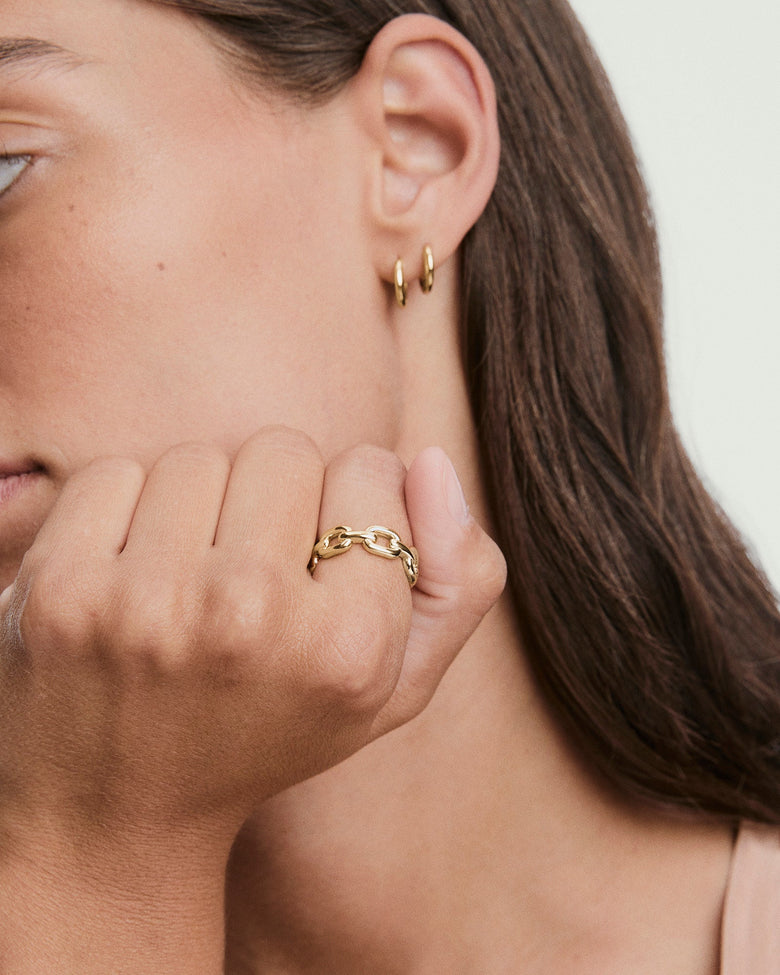 Stevie Linked Ring
