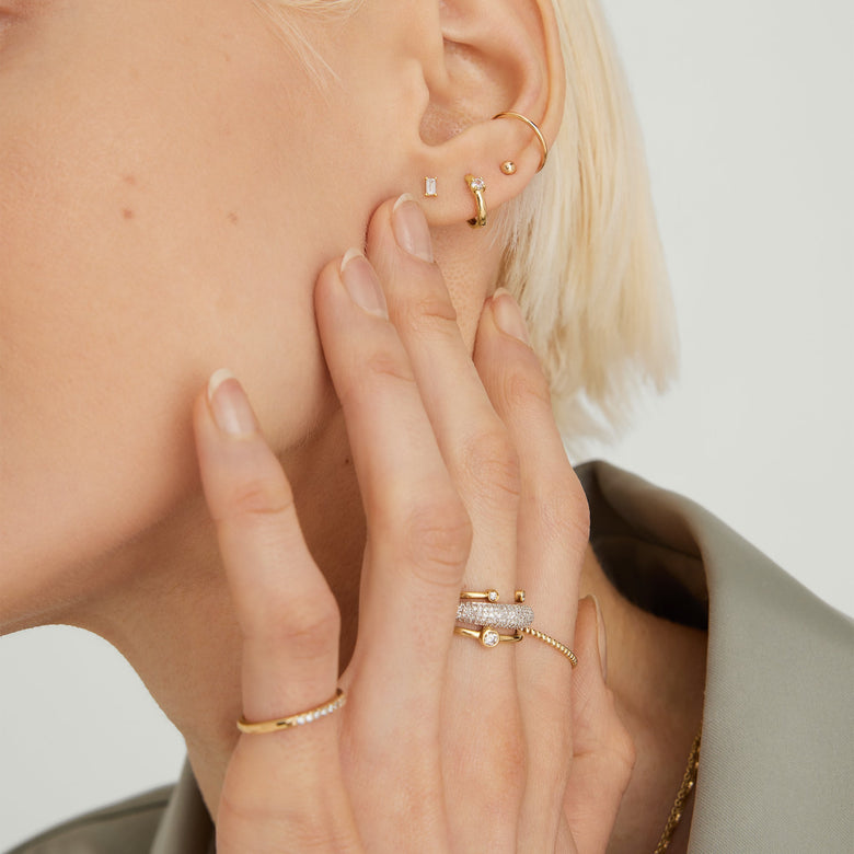 Pos - Baguette Diamond Flat Back Stud