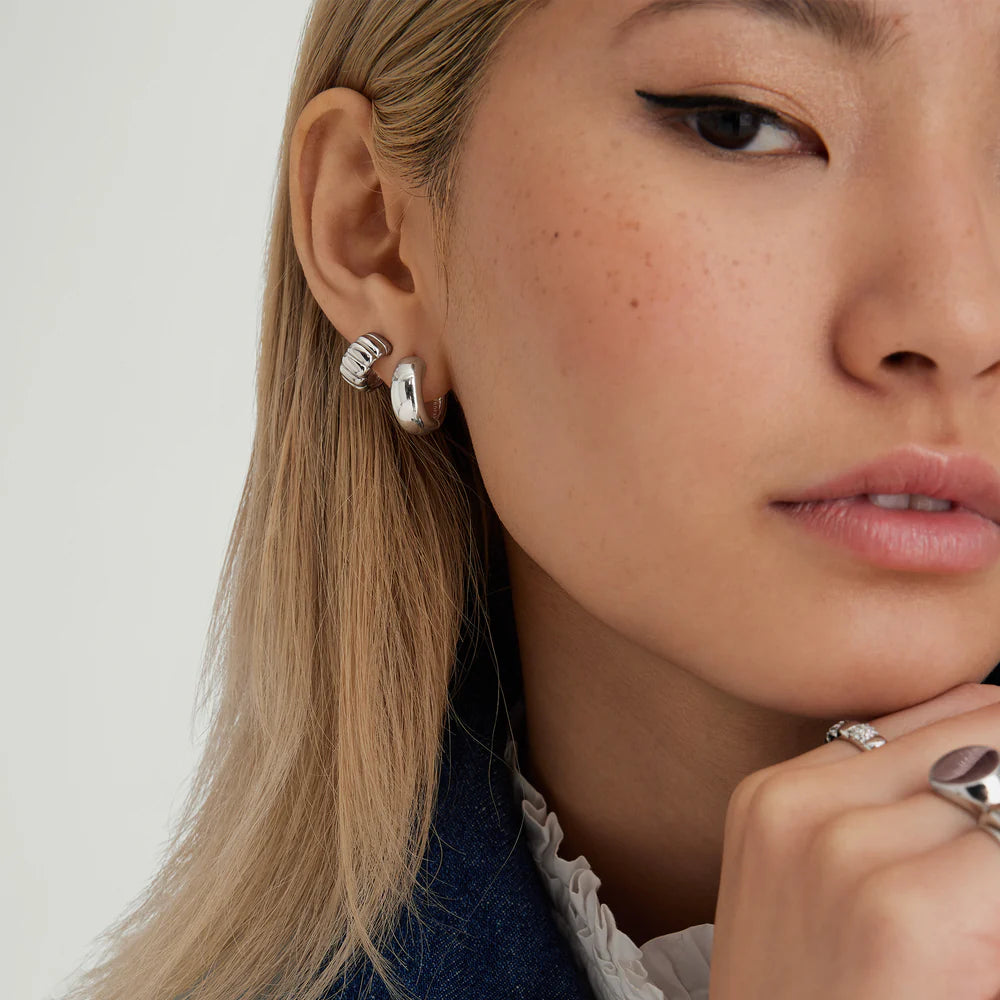 Chunky Medium Hoops
