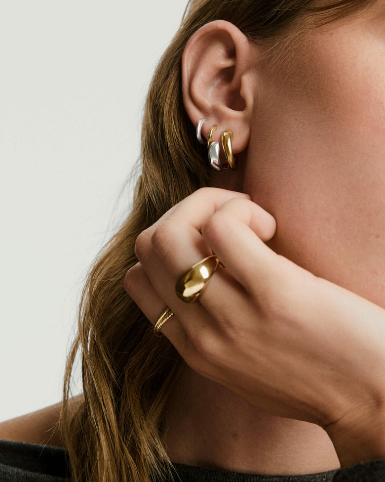 قرط حلقي مزدوج من معادن مختلطة