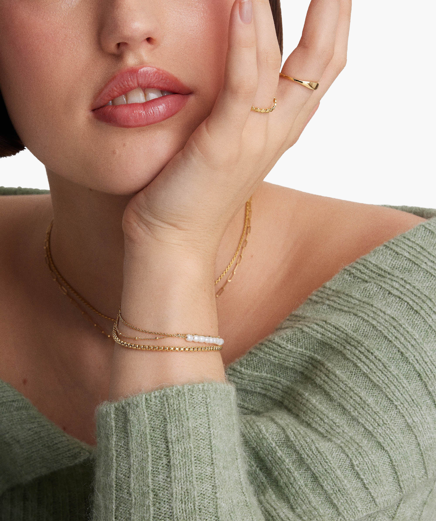 Tiny Pearl Bracelet